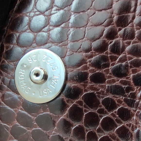 Brighton Women's Genuine Leather Shoulder Bag - Picture 12 of 15